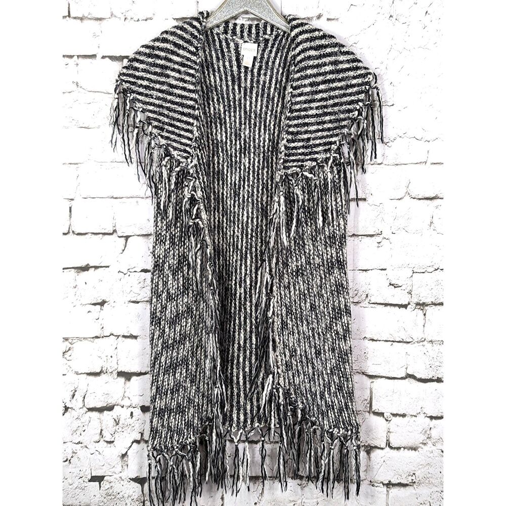 CHICO'S Chic Wool-Blend Chunky Black White Fringe Shawl Vest Artsy Small 4/6